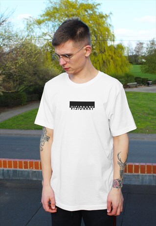 VISIONARY GRAPHIC PRINT T-SHIRT IN WHITE