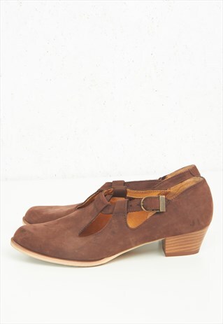 VINTAGE BROWN LEATHER HEELS SANDALS