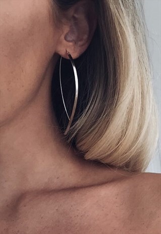 SIMPLE SILVER PULL THROUGH EARRINGS