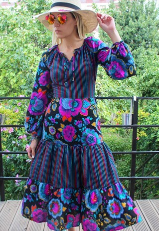 VINTAGE DRESS