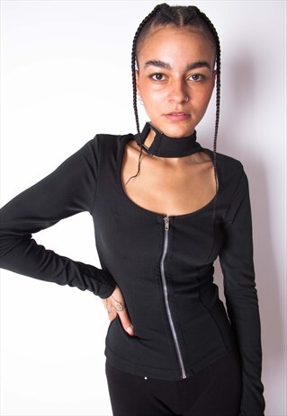 VINTAGE Y2K BLACK GRUNGE TOP ID:A231