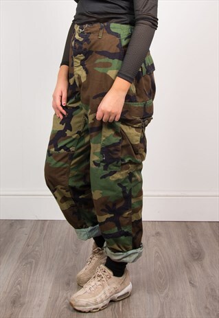 VINTAGE 90'S CAMO TROUSERS