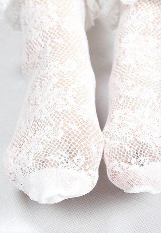 CROCHET LACE TRIM SOCKS - WHITE