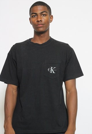 VINTAGE CALVIN KLEIN POCKET T-SHIRT