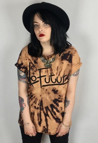 NO FUTURE HAND PAINTED/TIE DYED T-SHIRT SIZE LARGE