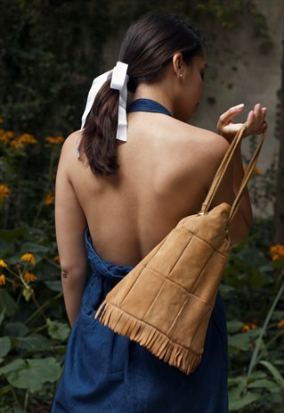 BEIGE FRINGE SUEDE HAND-BAG