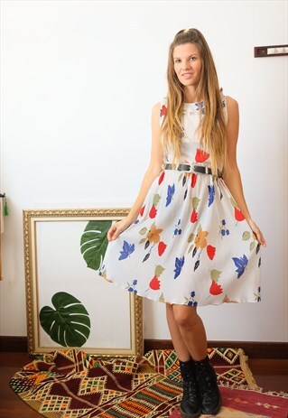 VINTAGE 60S DRESS FLOWERS WHITE PLISSEE