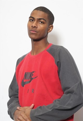 VINTAGE NIKE LOGO SWEATSHIRT RED
