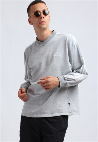 VINTAGE ADIDAS SWEATSHIRT