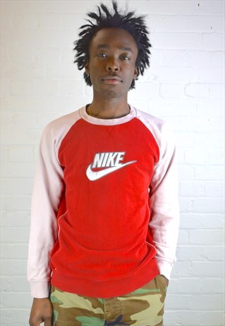 VINTAGE 90'S NIKE TOP