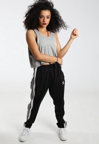 90S CHAMPION EMBROIDERED LOGO CROPPED SLEEVLESS T-SHIRT