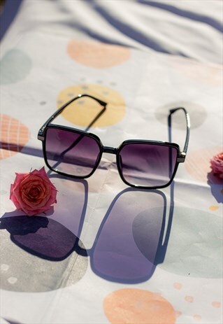 BLACK ELEGANT SQUARE SIDE METAL DETAIL SUNGLASSES