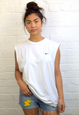 VINTAGE 90'S NIKE VEST