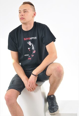 VINTAGE 90'S ROUND NECK GRAPHIC T-SHIRT