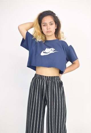VINTAGE 90'S NIKE CROP TOP