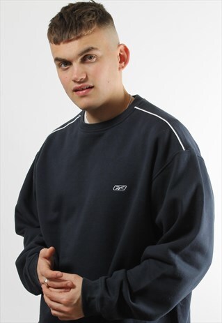 VINTAGE REEBOK NAVY SWEATER WITH WHITE LOGO