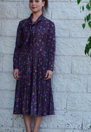 VINTAGE 70'S DRESS