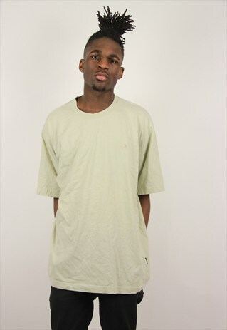 VINTAGE ADIDAS TSHIRT