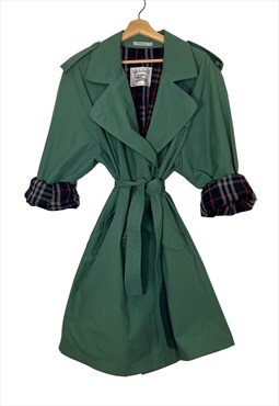 Burberry vintage oversized trench coat for women, with belt.