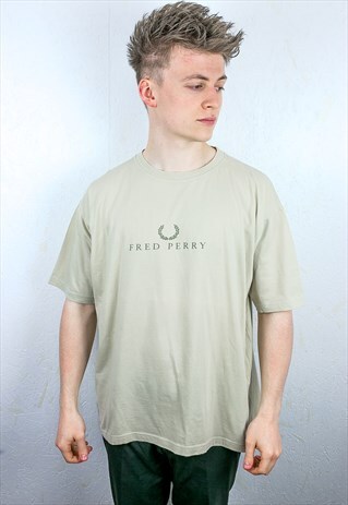 VINTAGE FRED PERRY T-SHIRT