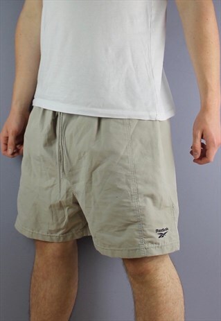 VINTAGE REEBOK SHORTS IN GREY WITH POCKETS, EMBROIDERED LOGO