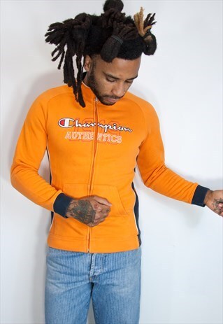 EMBROIDED CHAMPION SWEATSHIRT