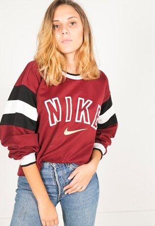 VINTAGE 90S NIKE SWEATSHIRT/ R017