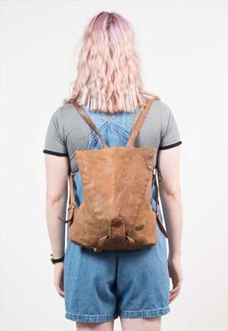 90'S TAN BROWN DISTRESSED LEATHER RUCKSACK