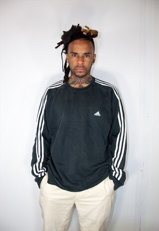 BLACK ADIDAS EMBROIDED VINTAGE SWEATER