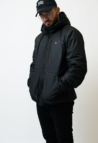 VINTAGE NIKE COAT