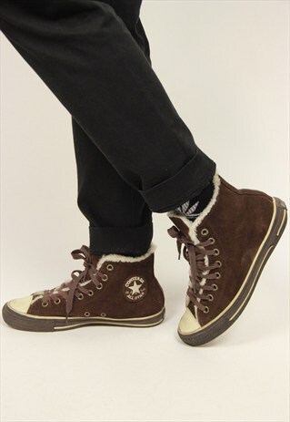 VINTAGE CONVERSE SUEDE HIGH TOPS