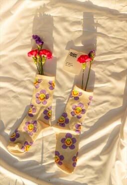Lilac Cream Fun Flower Socks