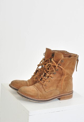 VINTAGE 00S SUEDE LEATHER ANKLE BOOTS