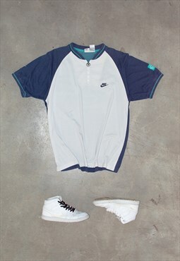 Vintage 90s oversize Gemoetric Nike Swoosh Rare T-shirt