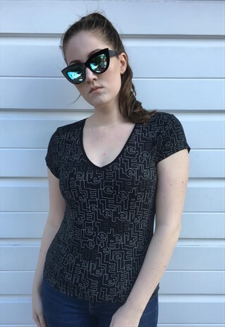 WOMENS VINTAGE 90S Y2K ELLE TSHIRT ELLE ALL OVER PRINT TOP