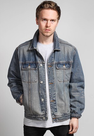 VINTAGE DENIM JACKET