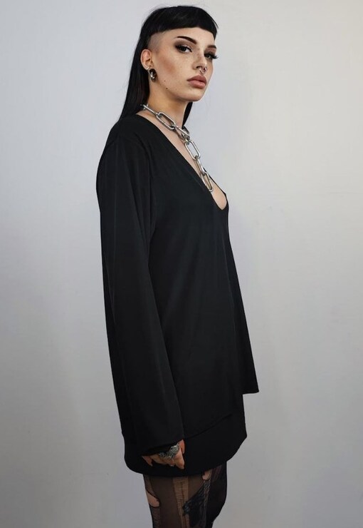 garment image
