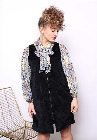 VINTAGE 90S BLACK VELVET PINAFORE MINI DRESS