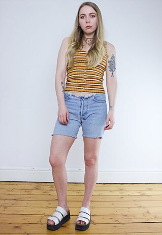 VINTAGE 90'S DISTRESSED FRAYED LIGHT WASH DENIM SHORTS