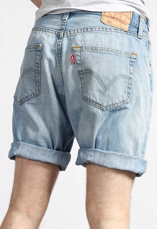 VINTAGE LEVI'S DENIM SHORTS