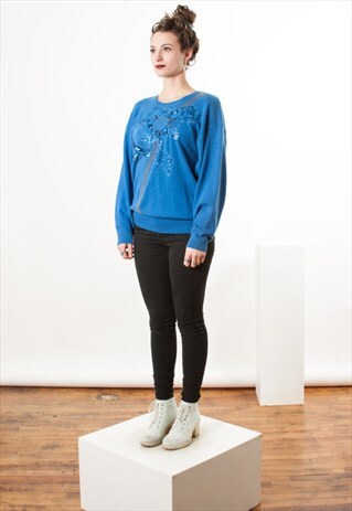 ON SALE LONG SLEEVE BLUE JUMPER / SEQUINS BOLD SWEATER