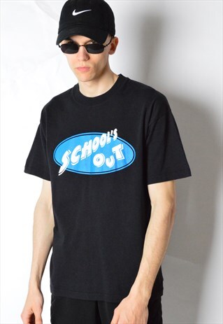 VINTAGE 90S BLACK SCHOOLS OUT T-SHIRT