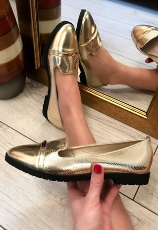 GOLD & BLACK FESTIVE LOAFERS