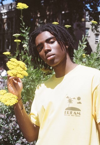 DREAM BUT DO NOT SLEEP YELLOW T-SHIRT WITH ISLAND PRINT