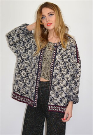 VINTAGE 70S NAVY WHITE & RED NORDIC KNITTED PATTERN CARDIGAN