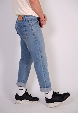 VINTAGE LEVIS JEANS