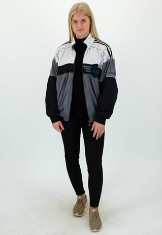 VINTAGE ADIDAS JACKET