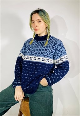Vintage Size XL Chunky Knitted Patterned Jumper in Blue