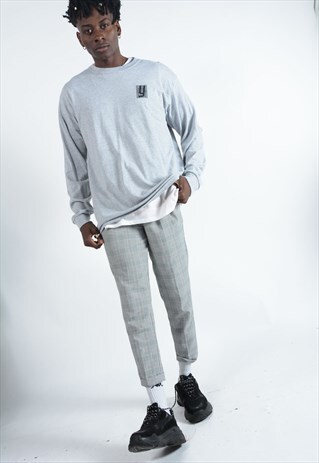 LONG SLEEVED T-SHIRT IN GREY WITH WAVY BACK PRINT