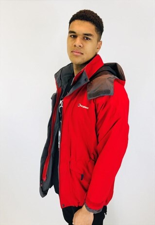 BERGHAUS GORE TEX WATERPROOF COAT
